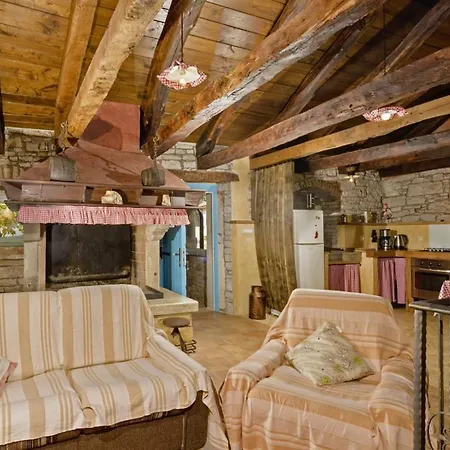 Holiday home Erisa In Trosti *