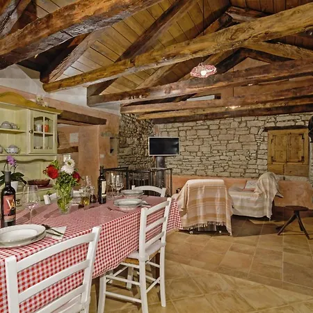 Holiday home Erisa In Trosti *