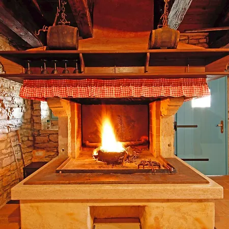 Holiday home Erisa In Trosti