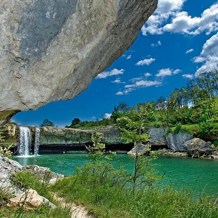 Erisa In Trosti * Pazin
